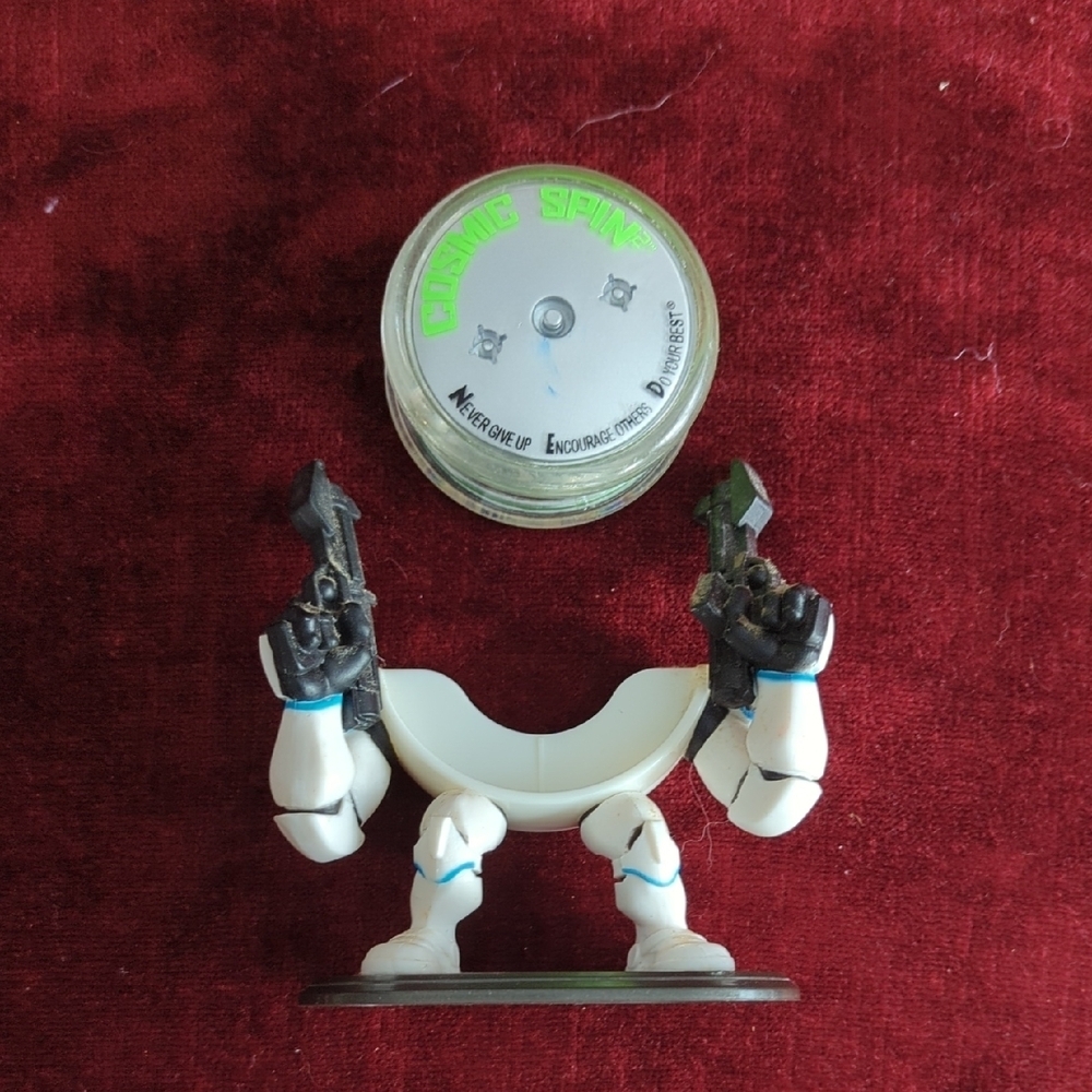 Yo-yo And Stand